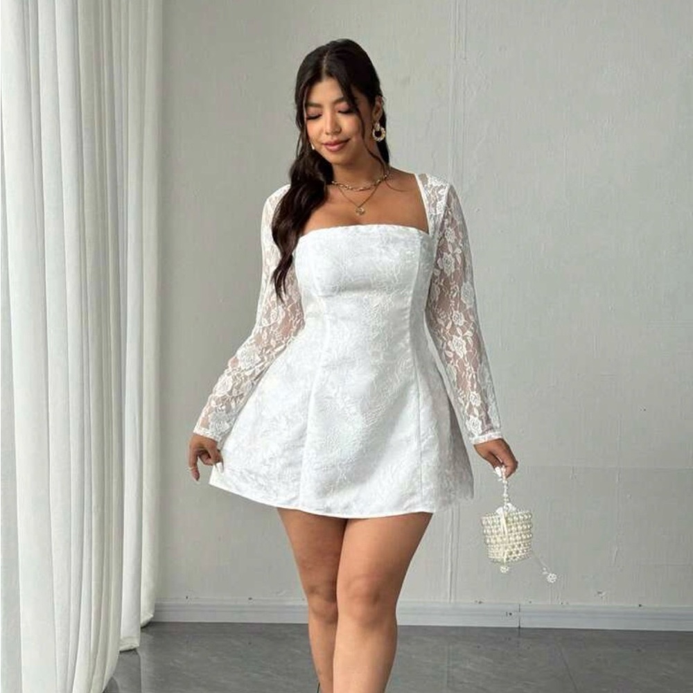 Elegant White mini Lace Dress